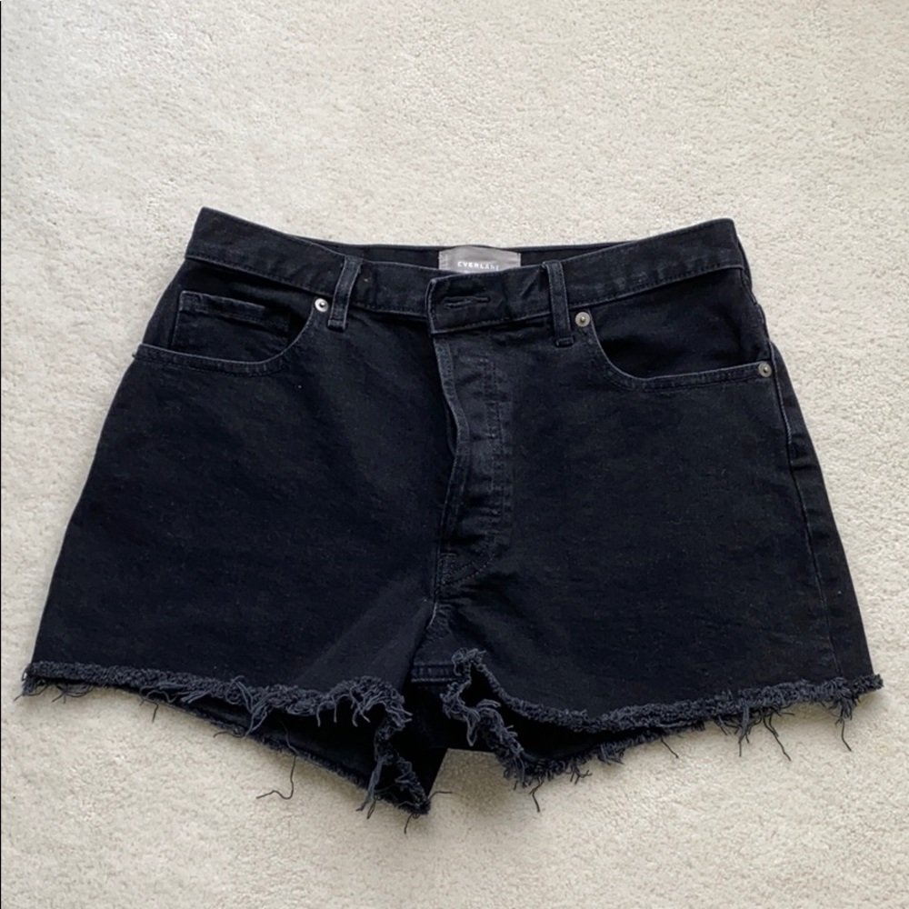 Everlane “The Cheeky Short”